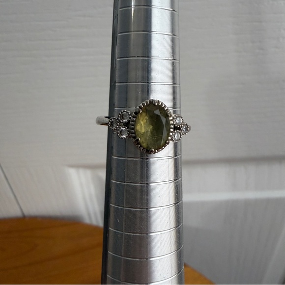 Bomb Party Jewelry - RBP‎ Ring Bomb Party green oval stone ring size 6